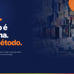 Equipe de varejo em loja, ilustrando segurança psicológica e clareza operacional